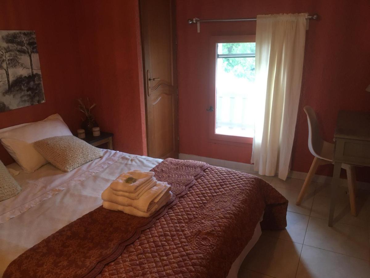 Bed and Breakfast La Tramontane Jonquerettes Exterior foto